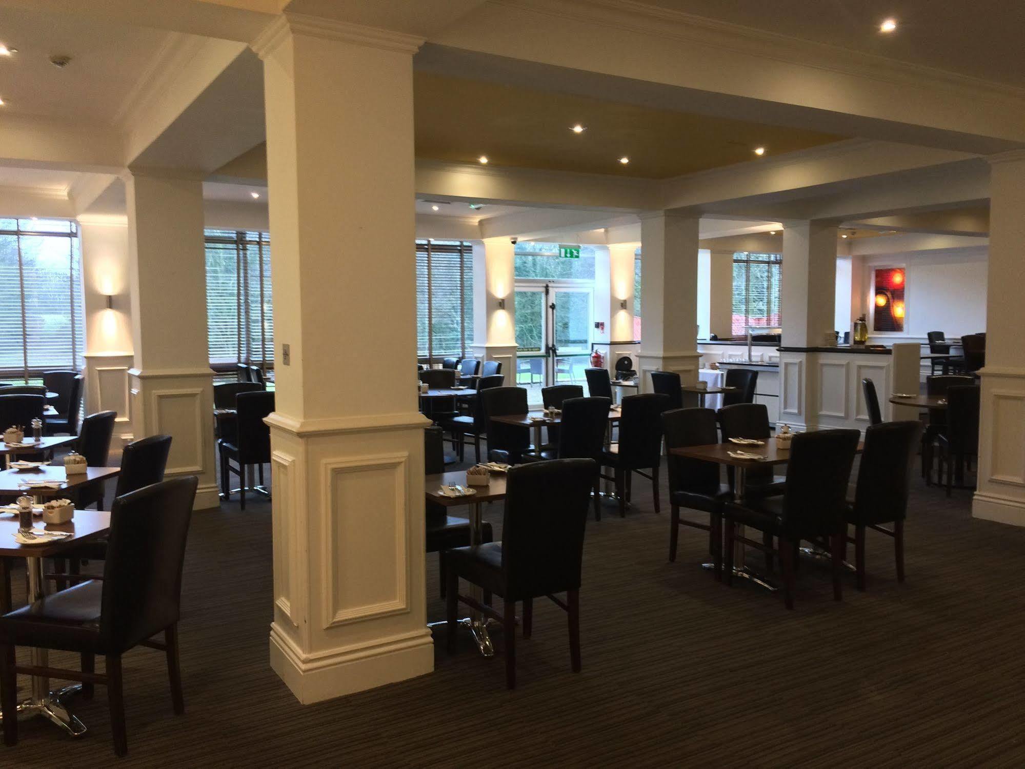 Yorkshire Gateway Hotel South Milford Buitenkant foto