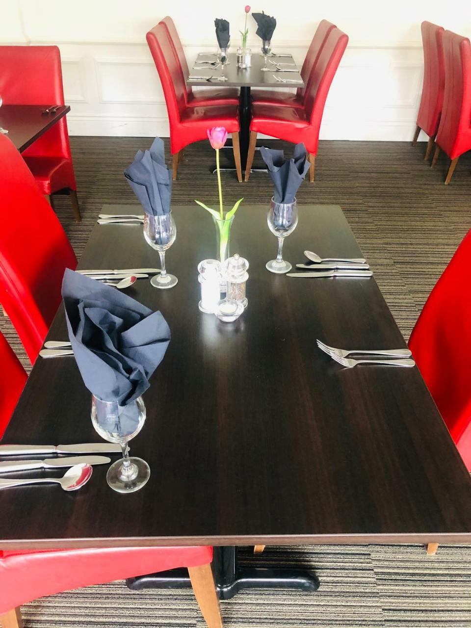 Yorkshire Gateway Hotel South Milford Buitenkant foto